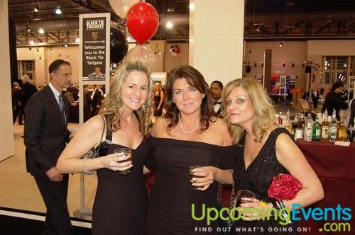 Photo from Philadelphia Auto Show Black Tie Tailgate (Gallery D)