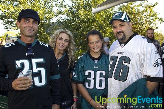 Photo from Eagles vs Giants - GO BIRDS! (Gallery B)