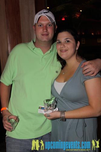 Photo from NYEphilly.com Open Bar @ Public House