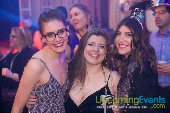 Photo from The Glitter City Gala - Philly's Hottest NYE Party! (Gallery 1)