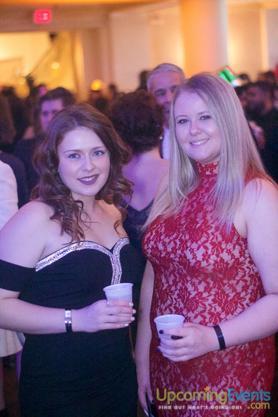 Photo from The Glitter City Gala - Philly's Hottest NYE Party! (Gallery 1)
