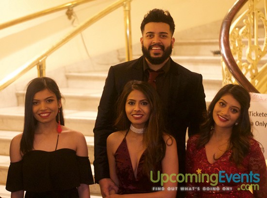 Photo from The Glitter City Gala - Philly's Hottest NYE Party! (Gallery 1)