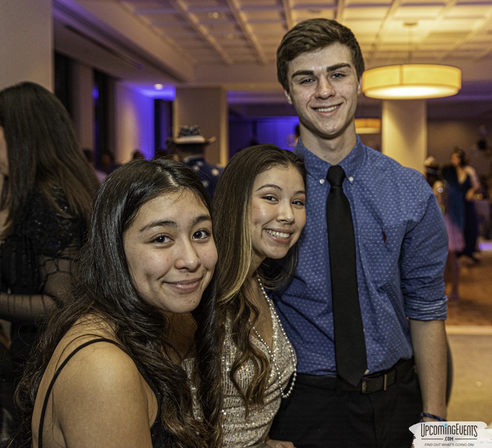 Photo from New Year's Eve Buffet & Fireworks Family Celebration