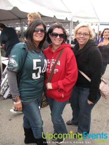 Photo from Sippin By The River 2010 (Gallery 5)