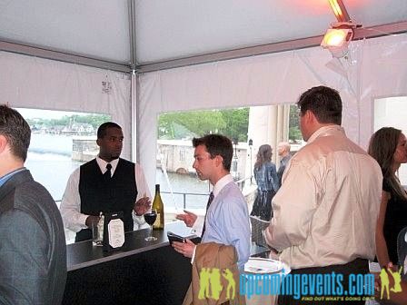 Photo from Young Professionals After-Work Networking Happy Hour