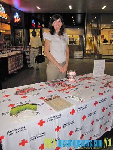 Photo from 2010 Young Professionals Expo (Gallery 3)