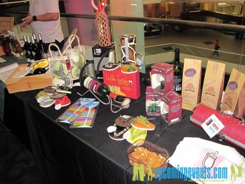 Photo from 2010 Young Professionals Expo (Gallery 3)