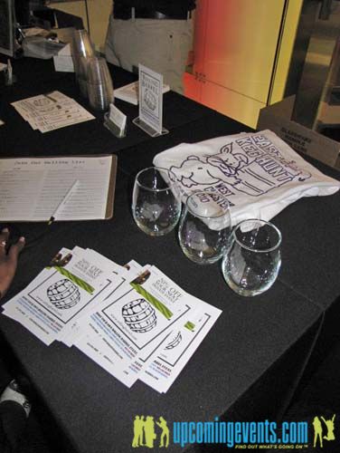 Photo from 2010 Young Professionals Expo (Gallery 3)